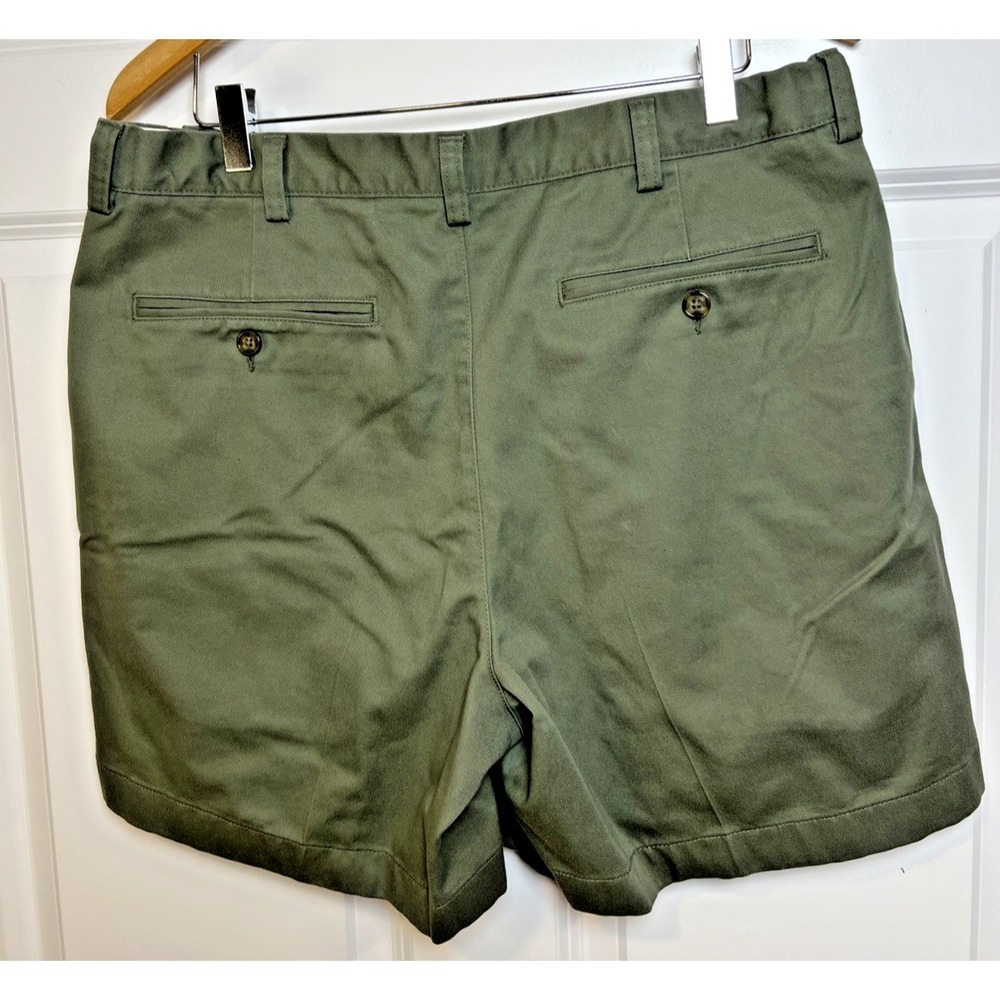 LL Bean Men's Pleated Khaki Shorts 35 Olive Green Comfort Waist Outdoor Staple - Picture 3 of 15